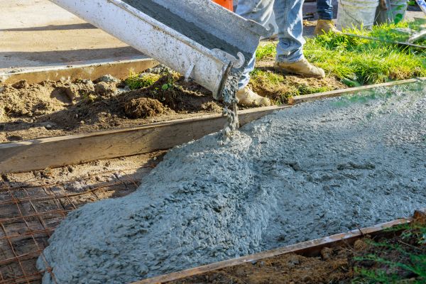 Pathway Pouring in Pasadena